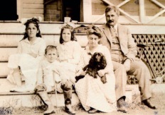 The Swain Family Summer 1915 conv